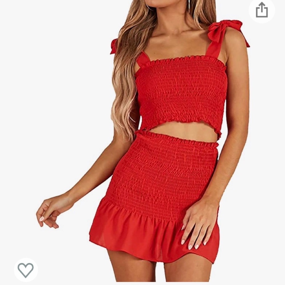 Red 2 Piece Set, size 8 (medium). New with tags